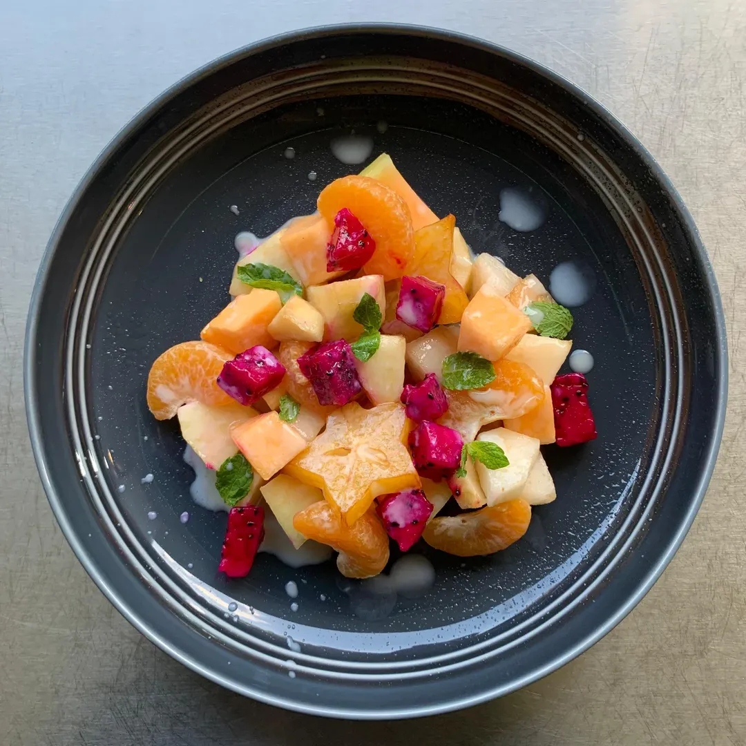 Fresh Sugarless Fruit Salad — buah segar tanpa gula dengan mint